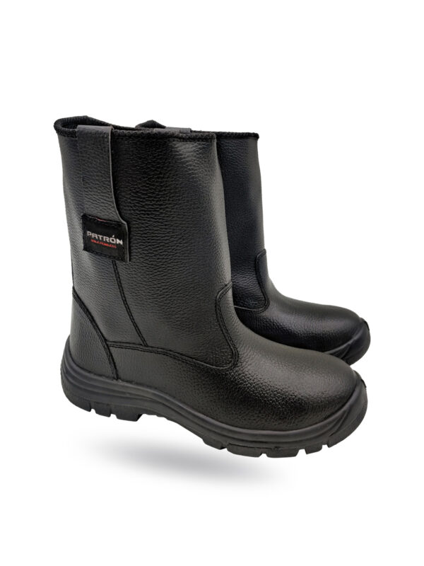 Light weight safety shoes in Uae