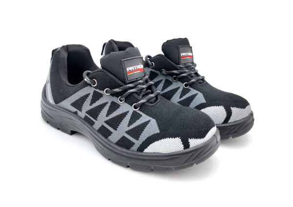 Light weight safety shoes in Uae
