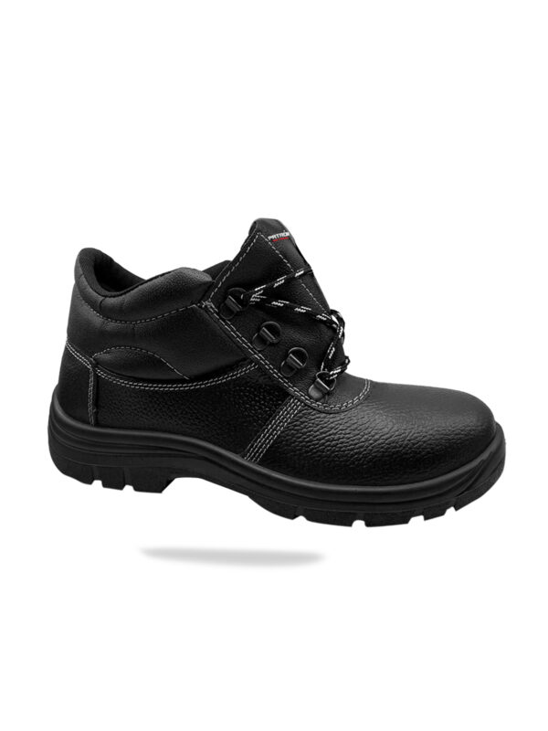 Light weight safety shoes in Uae