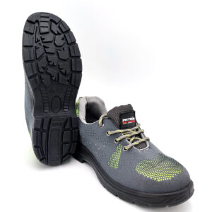 Light weight safety shoes in Uae
