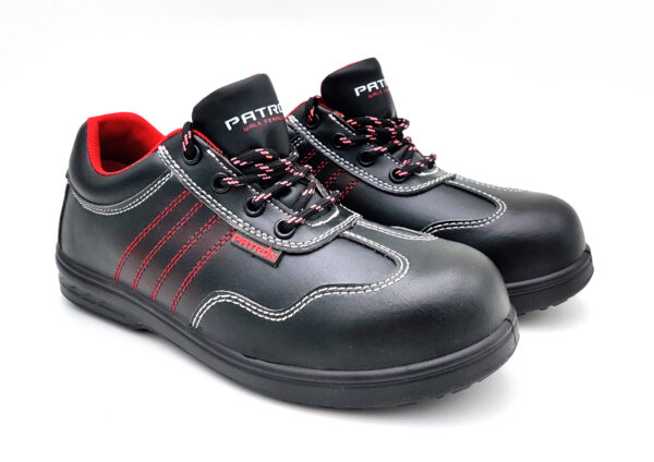 Light weight safety shoes in Uae