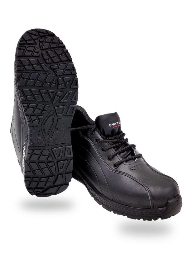 Light weight safety shoes in Uae