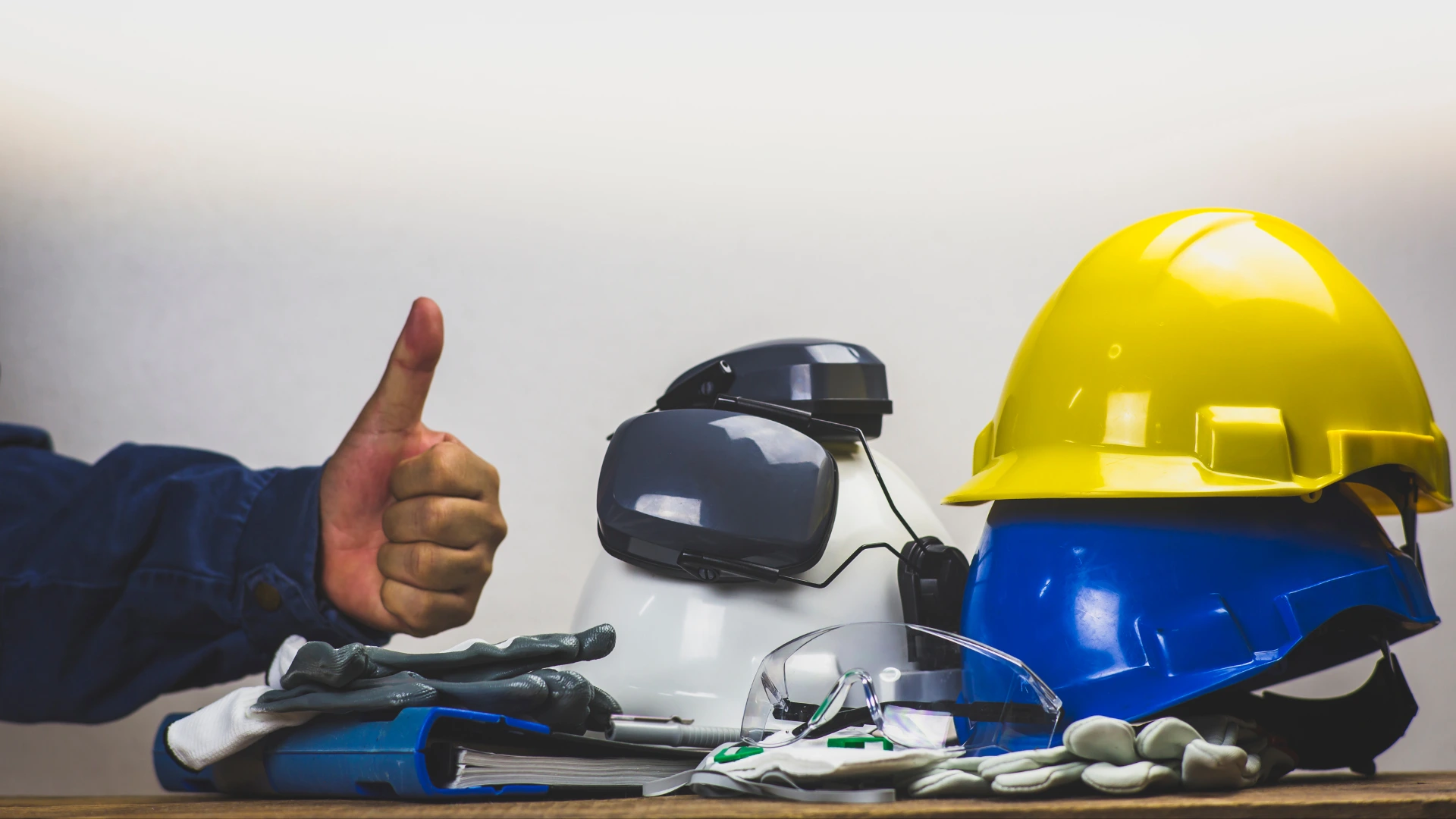 PPE suppliers in uae