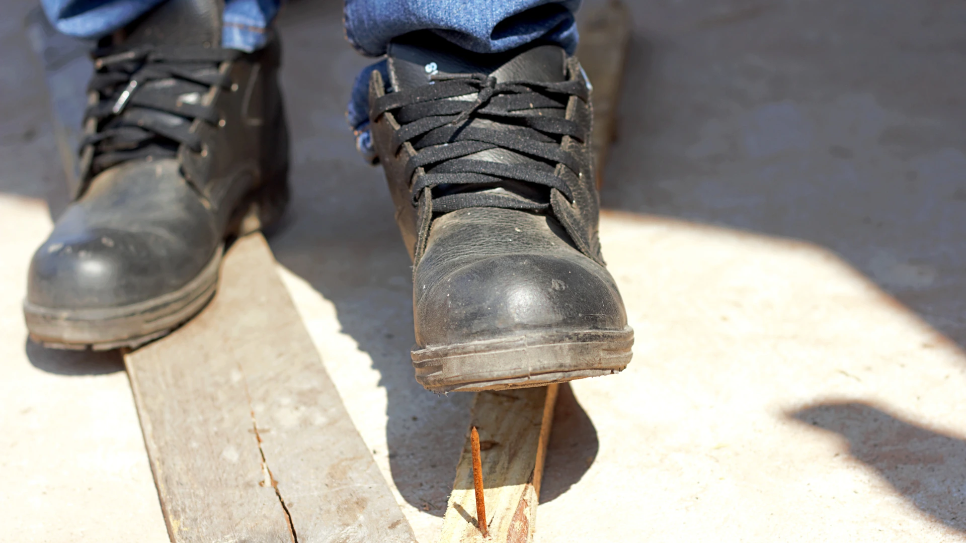 PPE suppliers in uae